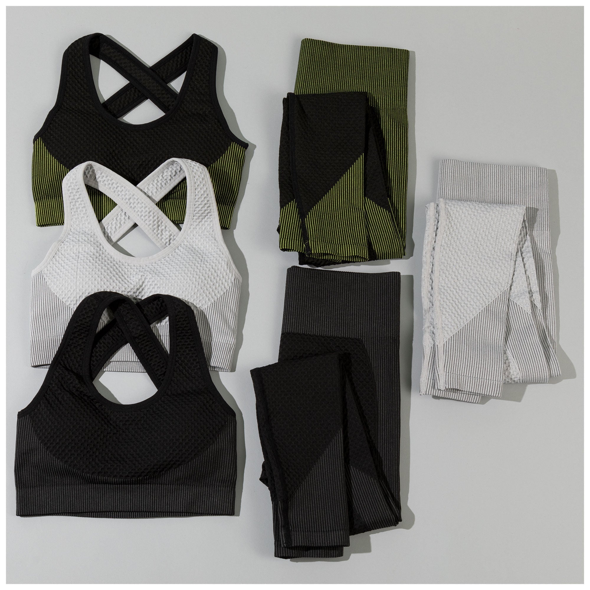 Textured Leggings and Sports Bra Activewear Set for Fitness