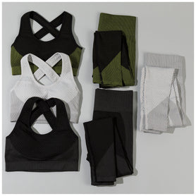 Textured Leggings and Sports Bra Activewear Set for Fitness